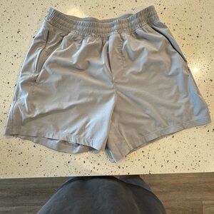 Lululemon Athletics Pacebreaker Linerless 5” - Silver Drop